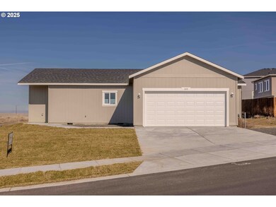 320 Rosalynn Dr, Stanfield, OR 97875 - photo 4