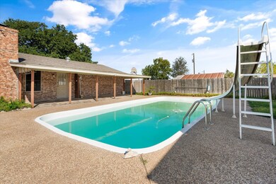 2720 Upper Denton Rd, Weatherford, TX 76085 - photo 7