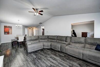 10149 Bootham Close, Fishers, IN 46038 - photo 7