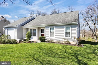 4631 Pheasant Run N, Reading, PA 19606 - photo 2