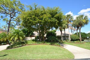 4901 Pineview Cir, Delray Beach, FL 33445 - photo 4