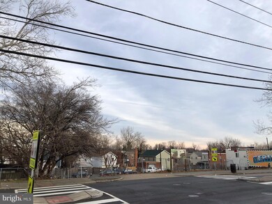 4726 Sheriff Rd NE, Washington, DC 20019 - photo 6