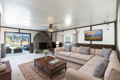 401 N Chambers Trail, Claremore, OK 74017 - photo 6