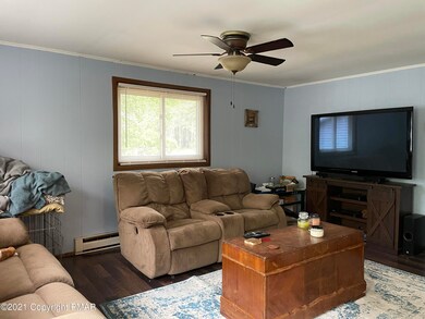 122 Azalea Dr, Albrightsville, PA 18210 - photo 4