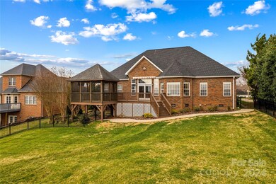 149 Fox Den Cir unit 63, Statesville, NC 28677 - photo 4