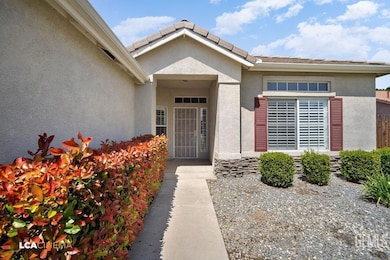 5605 Meadow Valley Ct unit 3, Bakersfield, CA 93312 - photo 2