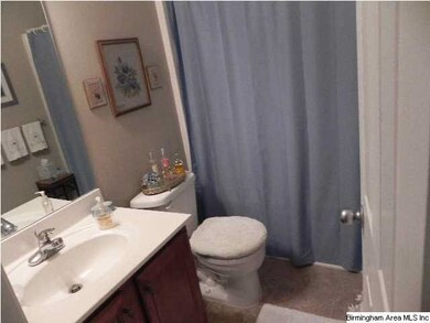 4222 Willow Brook Cir, Birmingham, AL 35215 - photo 4