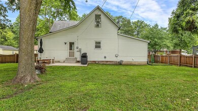 205 S Vine St, Freeburg, IL 62243 - photo 4