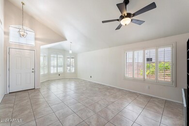 002__1373SApolloCt