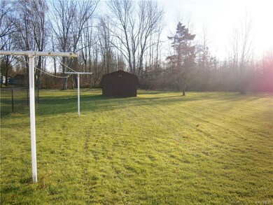 268 Warner Ave, North Tonawanda, NY 14120 - photo 6