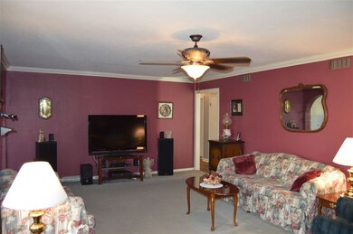 1076 E Sandra Rd, North Platte, NE 69101 - photo 3