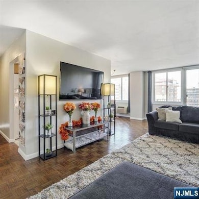 The Devonshire unit 18D, Hackensack, NJ 07601 - photo 3