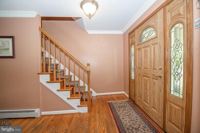 289 Meadowbrook Ln, Broomall, PA 19008 - photo 3