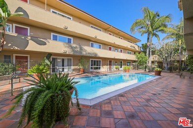 970 Palm Ave unit 215, West Hollywood, CA 90069 - photo 5