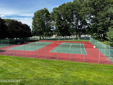 121 Hampton Place Blvd, Troy, NY 12180 - photo 2