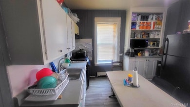 108 Winnikee Ave, Poughkeepsie, NY 12601 - photo 4