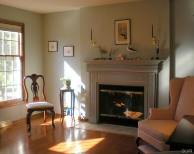 5285 Townsquare Dr, Macungie, PA 18062 - photo 4