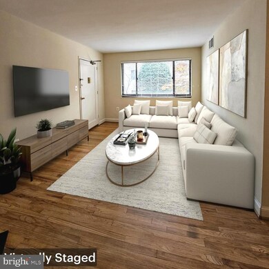 3815 Davis Place NW unit 3, Washington, DC 20007 - photo 2