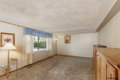 195 Oak Villa Rd, Dallas, OR 97338 - photo 5