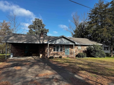 714 W Kraus St, Clarksville, AR 72830 - photo 2