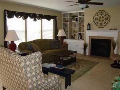 5668 Yorktown Rd, Plainfield, IN 46168 - photo 6