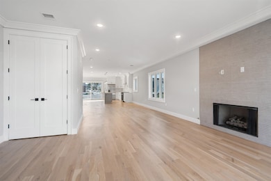 362 Lafayette Ave unit B, Cliffside Park, NJ 07010 - photo 4