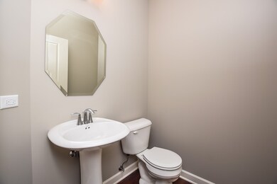 1114 E Bauer Rd, Naperville, IL 60563 - photo 2