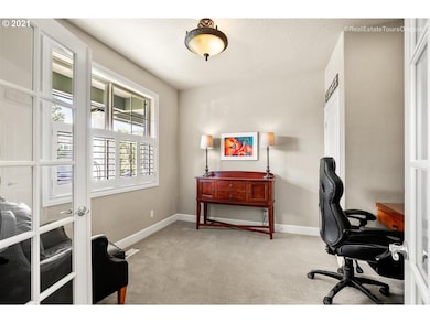 2498 Crestview Dr, West Linn, OR 97068 - photo 7