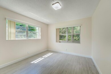 41 Windsor C, West Palm Beach, FL 33417 - photo 7