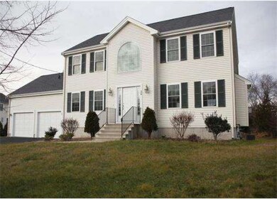 24 Willow Creek Dr, Attleboro, MA 02703 - photo 2