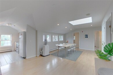 26 Cliff Ave unit 4, Newport, RI 02840 - photo 7