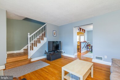 8645 Black Oak Rd, Parkville, MD 21234 - photo 3