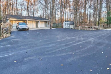 carriage house