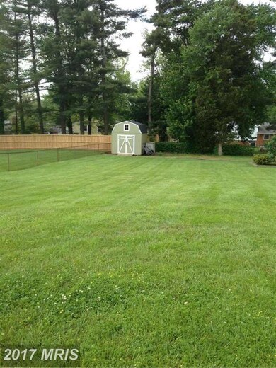 10717 Marlborough Rd, Fairfax, VA 22032 - photo 7