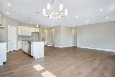 1406 Pentwater - 907 S SOUTH COVE CIRCLE