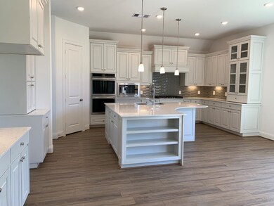 1811 Woodtrace Blvd, Pinehurst, TX 77362 - photo 3