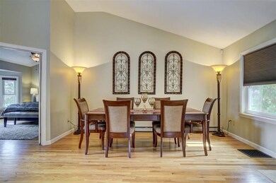 5 Highview Cir, Manchester, NH 03104 - photo 5