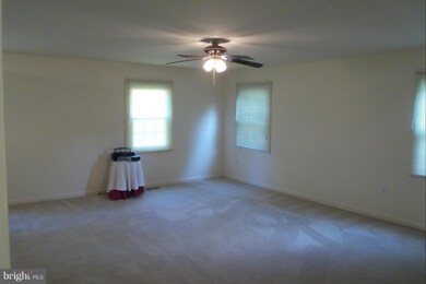 1103 Pennypacker Ln, Bowie, MD 20716 - photo 4