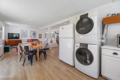 376 Long Bow Ln W, Becket, MA 01223 - photo 7