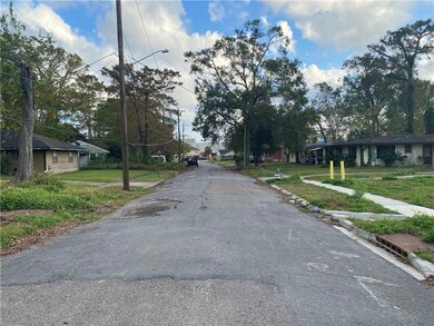 4567 Mark Twain Dr, New Orleans, LA 70126 - photo 7