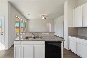 20081 Torrey Pines Ln, Cleveland, TX 77327 - photo 7