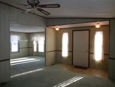 102 Clayton Dr, West Springfield, MA 01089 - photo 5