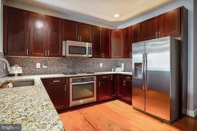 2404 Potomac Ave unit 101, Alexandria, VA 22301 - photo 6