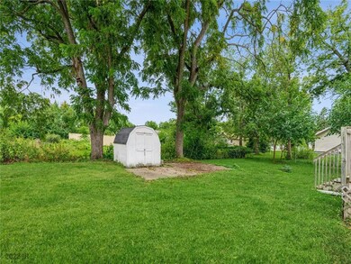817 N 8th Ave E, Newton, IA 50208 - photo 7