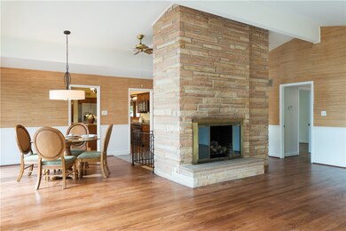 231 Lakeside Dr, Walhalla, SC 29691 - photo 5