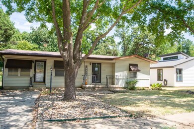 1209 Ridgewood Rd, Denison, TX 75020 - photo 3
