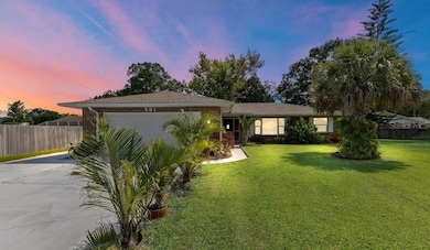 631 Dundee Cir, Melbourne, FL 32904 - photo 2