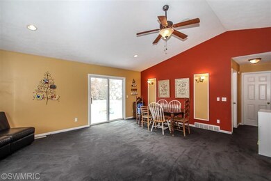 12938 Vergennes St, Lowell, MI 49331 - photo 5