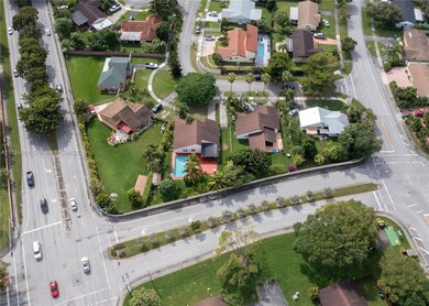 14735 SW 68th Terrace, Miami, FL 33193 - photo 4