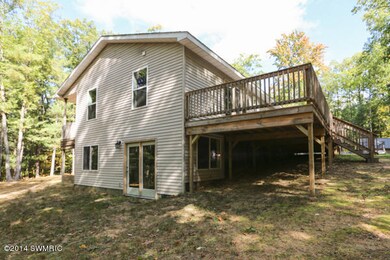 9837 N Woodbridge Ave, Bitely, MI 49309 - photo 4